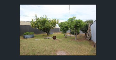 Cottage style home - Photo 5