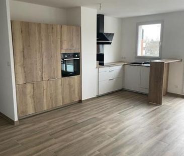 Location Appartement 3 pièces 69m² DOUAI 59500 - Photo 3