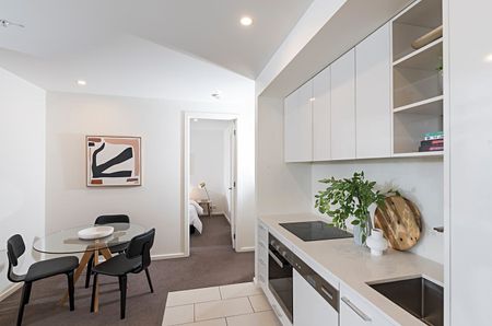 Modern Comfort in Vibrant South Yarra - Photo 5