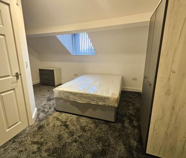 1 bedroom in a house share to rent - Photo 1