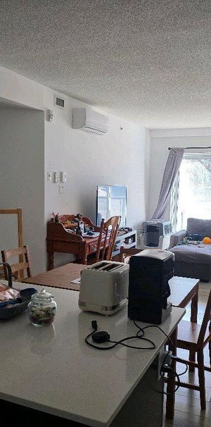 🏡 CESSION DE BAIL – 1 MOIS GRATUIT + INTERNET INCLUS - Magnifique Condo 2018 à Sainte-Foy - 4 ½ AU REZ-DE-CHAUSSÉE - Photo 1
