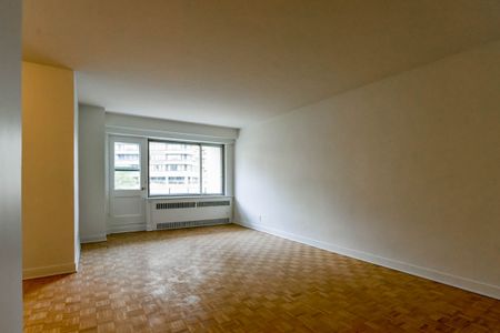 3555 Cote-des-Neiges Road - Photo 4