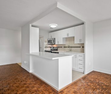 For Lease - 2300 Marine Drive Unit# 205, Oakville, Ontario - Photo 4