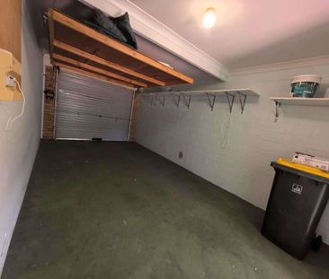 Park view 2 bedroom townhouse in a luxury complex - Photo 5