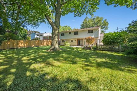 For Lease - 180 Tracina Drive, Oakville, Ontario - Photo 5