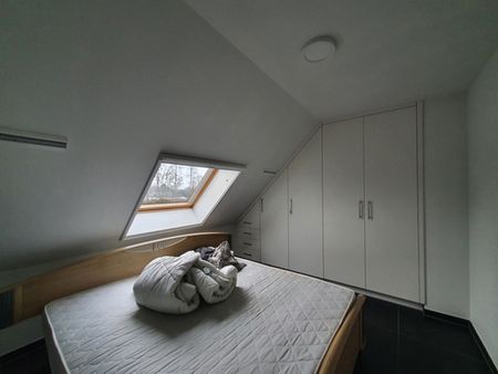 VASTGOED RIJKEN: Prachtig bemeubeld duplex appartement met 2 slaapkamers, ruim terras en 2 parkeerplaatsen! - Photo 5