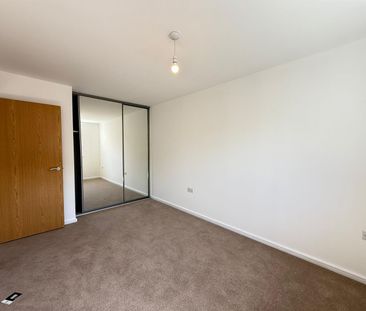 3 Bedroom House To Rent - Photo 4