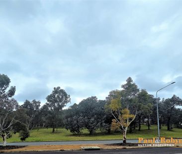 32/29 State Circle, Deakin ACT 2600 - Apartment For Rent | Domain - Photo 1