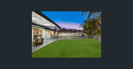 Cosy Renovated Family Home - Photo 4