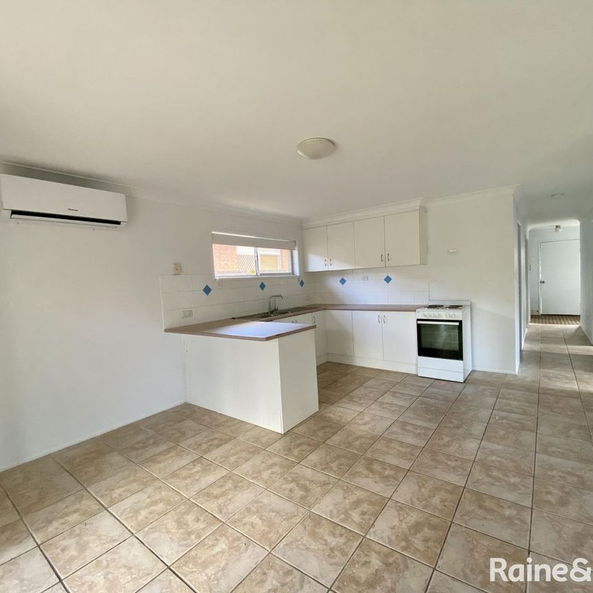 8 Mark St, Redland Bay, QLD 4165 - Photo 1