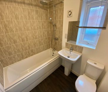 Hampton Gardens - Photo 6