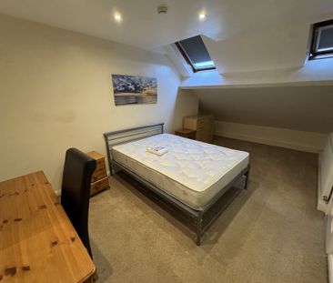 East Parade, Heworth - P10537 - Photo 5