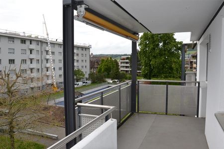 "Ruhige und zentrale 2.5-Zimmerwohnung in Baar" - Photo 5