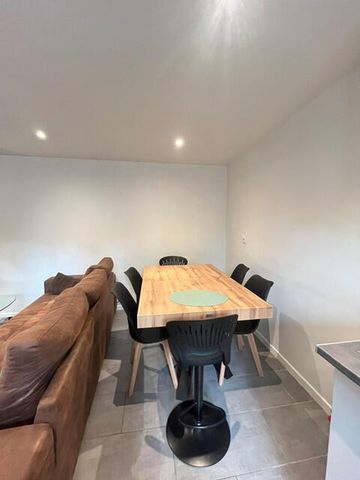 Duplex/Triplex - Photo 3