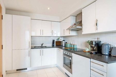 1 bedroom flat to rent - Photo 4