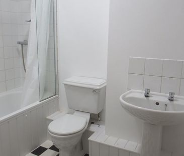 1 bedroom ground floor maisonette to rent - Photo 4