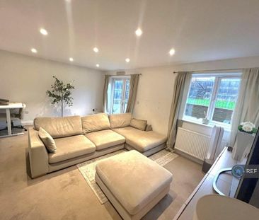 3 bedroom detached house to rent - Photo 2