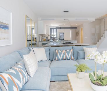 Townhouse in Marbella - Photo 2