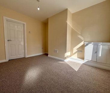 27 Dhu Varren Park, Belfast, BT13 3FH - Photo 1