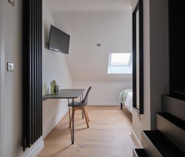 6 bedroom terraced house to rent - Photo 5