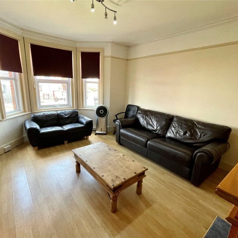 Shelbourne Road, Bournemouth, BH8 - Photo 1