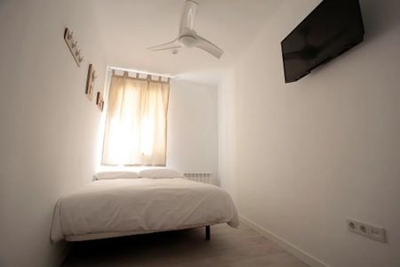 Calle del Arenal, Madrid, Community of Madrid 28013 - Photo 4