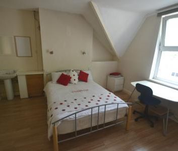 Castle Boulevard (5 Bed), Nottingham, NG7 - Photo 3