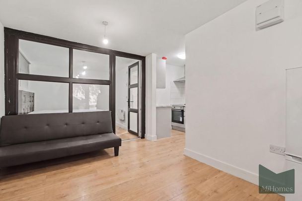 1 bedroom ground floor flat to rent - Photo 1