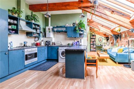 2 bedroom apartment to rent - Photo 3