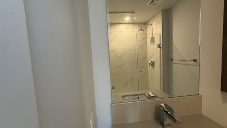 For Lease - 430 Square One Drive Unit# 3811, Mississauga, Ontario - Photo 4