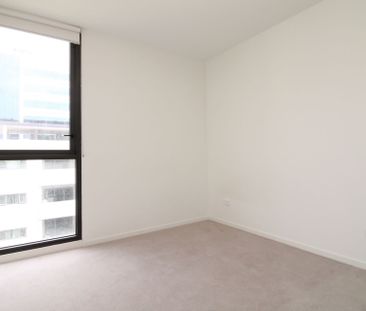 Stylish & Spacious 2-Bedroom Apartment in the Heart of Hurstville - Photo 3
