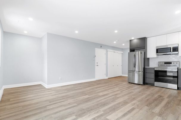 Nouveauté sur le marché Appartement à louer - Laval (Chomedey) (Autres) - Photo 1