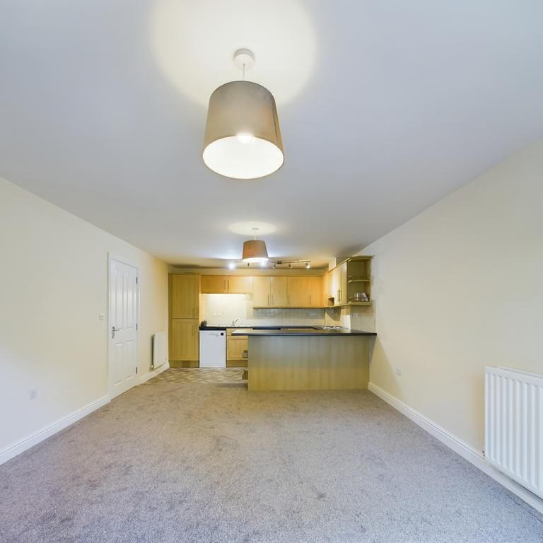 2 bedroom flat to rent - Photo 1