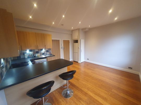 1 Bed Flat, Merton High Street, SW19 - Photo 1