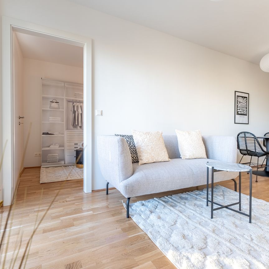 Repräsentatives Büro + kleiner Wohnung mit Balkon in super Lage! Provisionsfrei - Photo 1