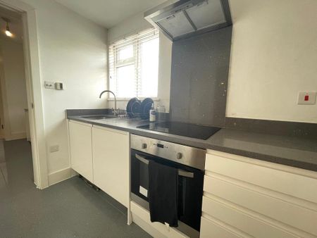 Studio to rent - Photo 4