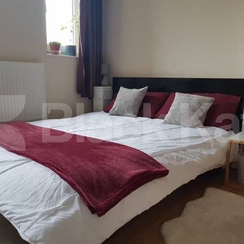 Superbly located duplex apartment - Photo 1