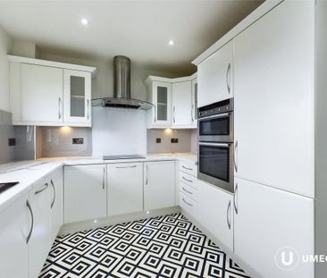 2 bedroom apartment to rent - Photo 5