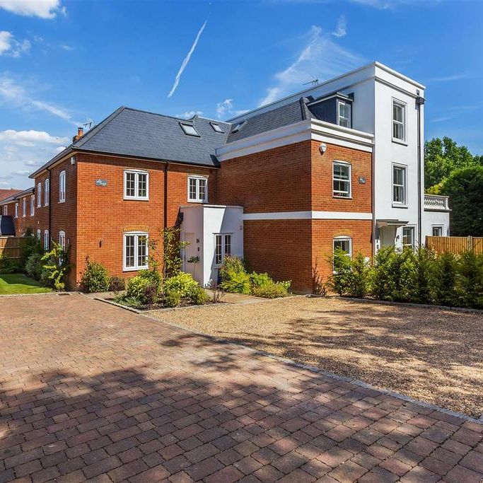 4 bedroom house to rent - Photo 1