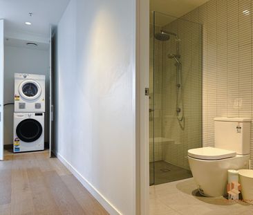 West Melbourne - Photo 1