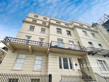 2 bedroom apartment to rent Marine Parade - Photo 4