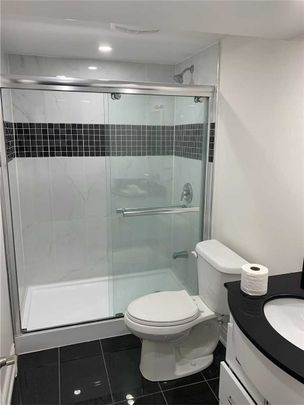 For Lease - 896 Thompson Road, Milton, Ontario - Photo 1