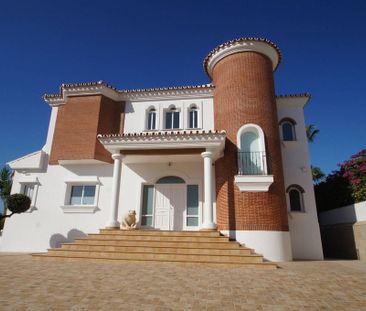 Luxury Villa for rent in Mijas Costa, Spain - Photo 4