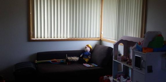 Charming 3 Bedroom Brick Home with Double Garage - Photo 2