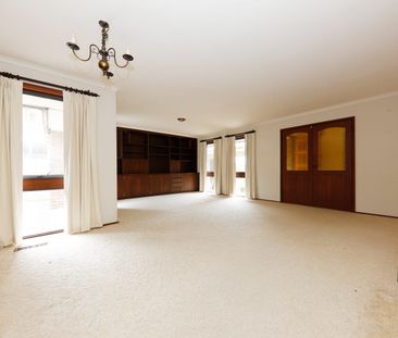 17 Capricorn Avenue, Doncaster East, Vic 3109 - Photo 6