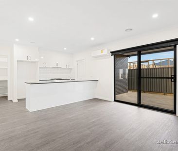 Family home in Lucas! - Photo 5