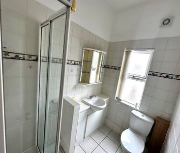 Waverley Grove, Birkenhead - Photo 5