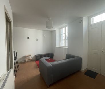 Location Appartement 2 pièces 27m² RIOM 63200 - Photo 4