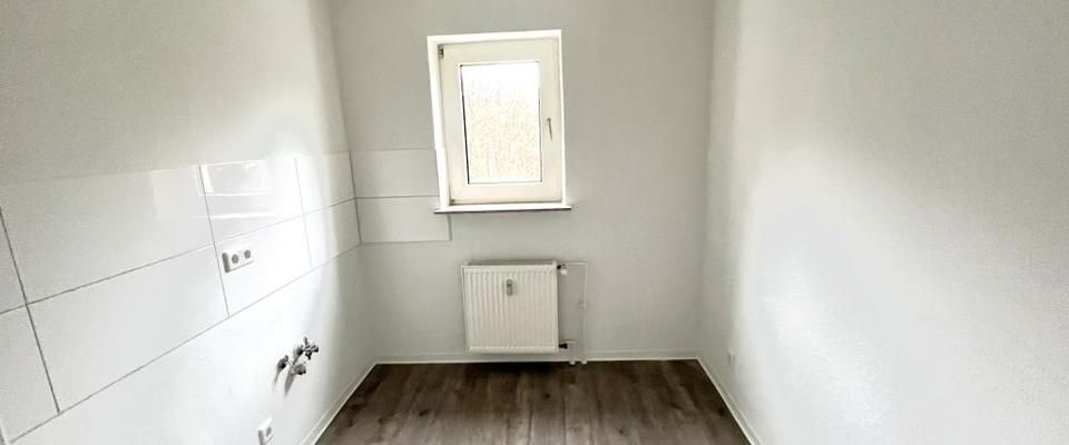 ES WURDE SANIERT! Attraktive 3-Zimmer-Wohnung im Erdgeschoss - Photo 1