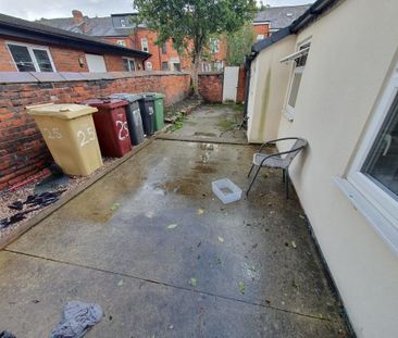 1 bedroom in a house share to rent - Photo 6